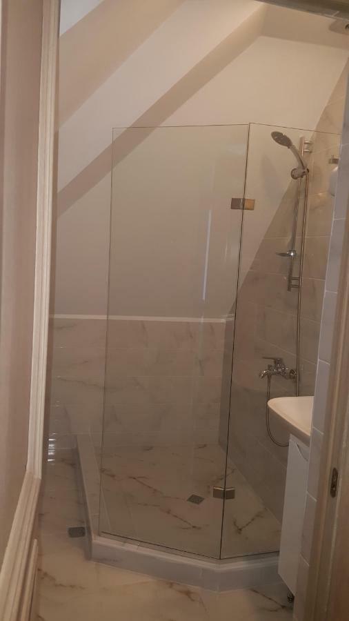 Karlsson Borjomi Apartment. エクステリア 写真