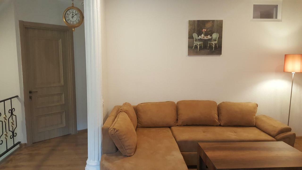 Karlsson Borjomi Apartment. エクステリア 写真