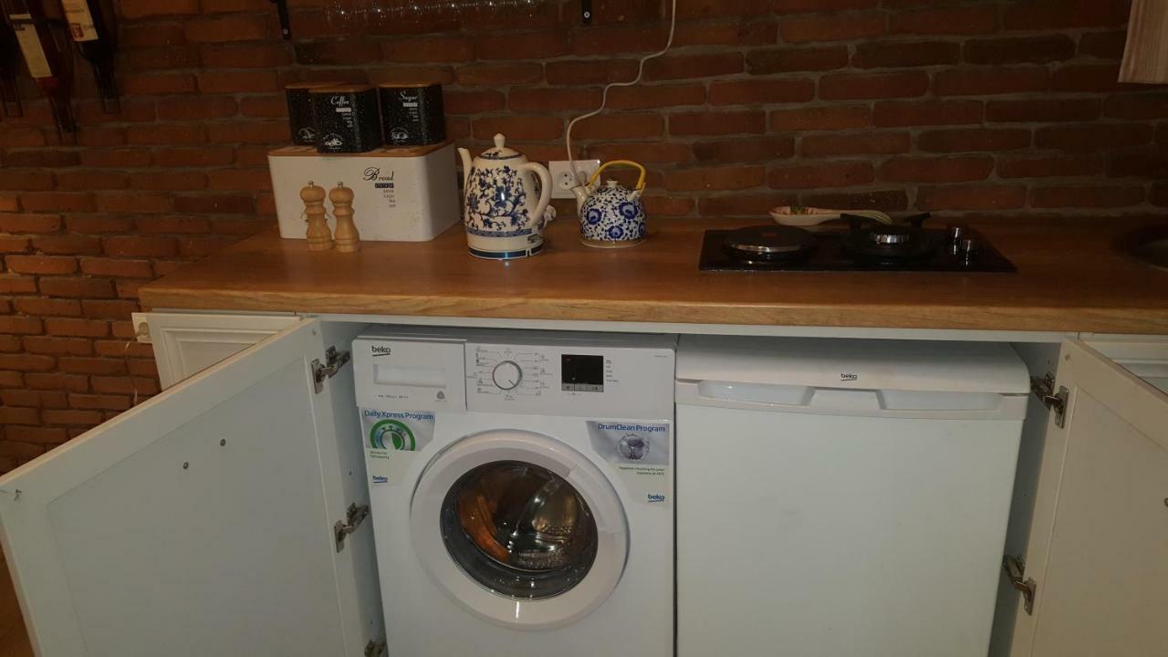 Karlsson Borjomi Apartment. エクステリア 写真